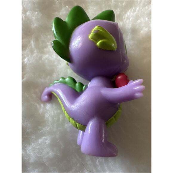 My Little Pony Spike the Dragon With Bowtie - Friendship Is Magic - 2” Figure - Picture 4 of 5